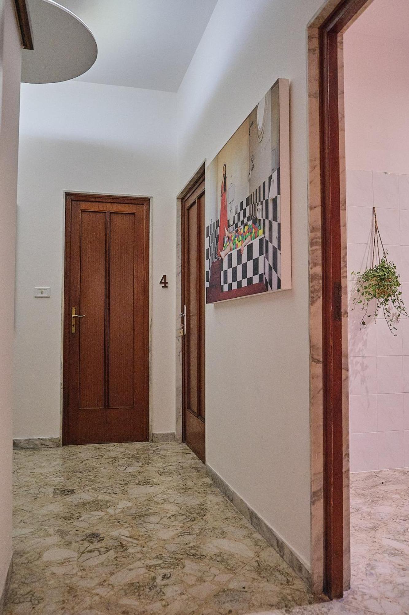 Kamila Guest House Bari Exterior photo